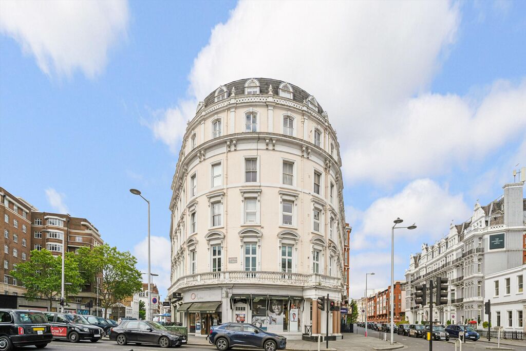 Image of Egerton Court, Old Brompton Road, South Kensington, London SW7