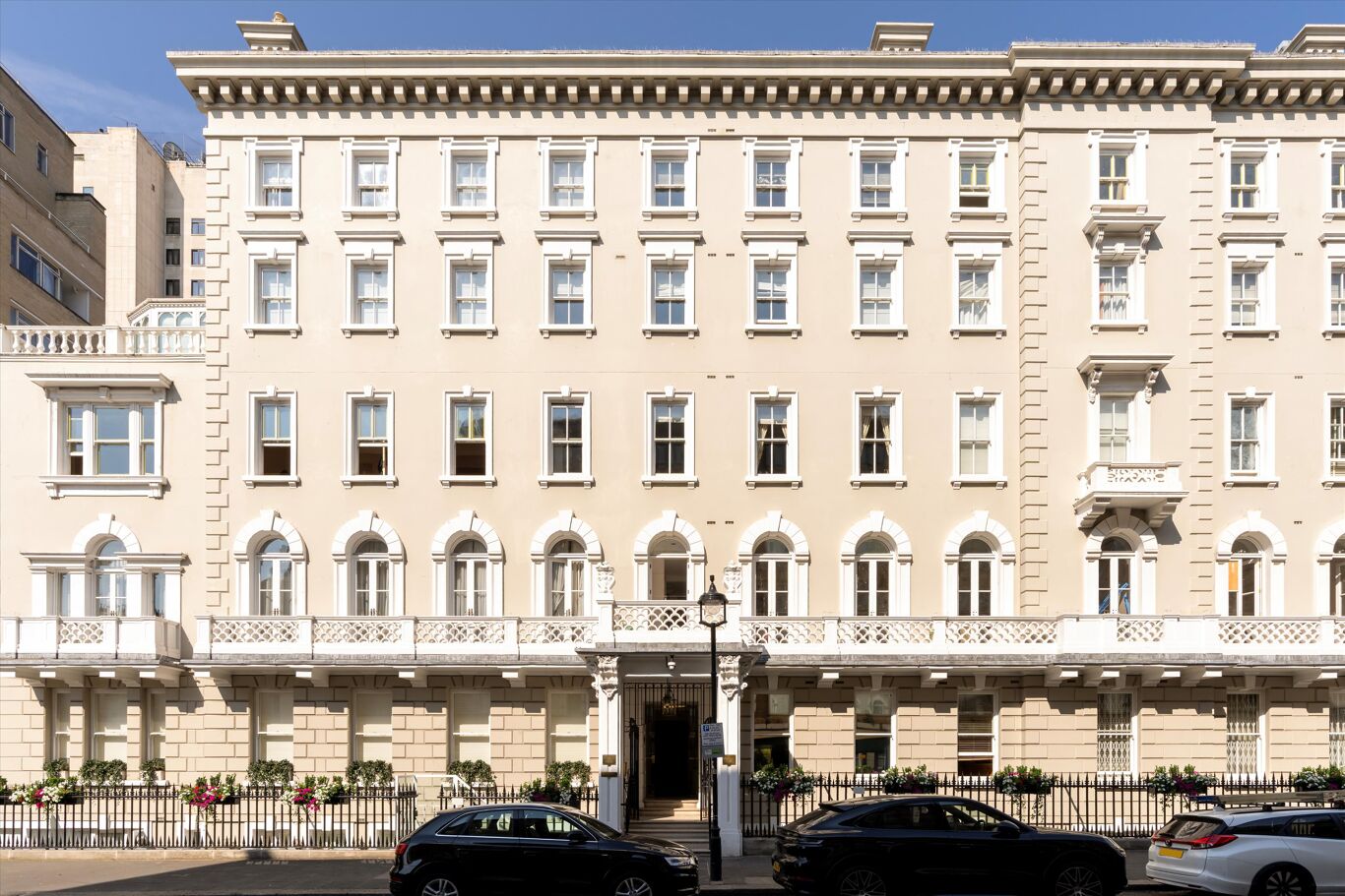 Image of Lowndes Square, London SW1X