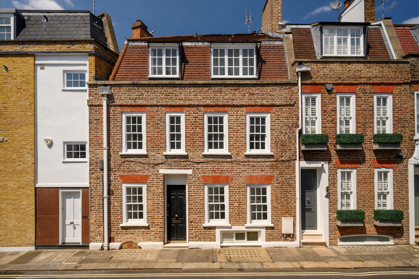 Image of Fairholt Street, Knightsbridge, London SW7