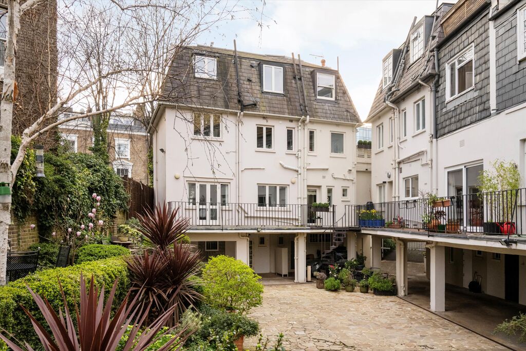 Image of Warwick Gardens, Kensington, W14
