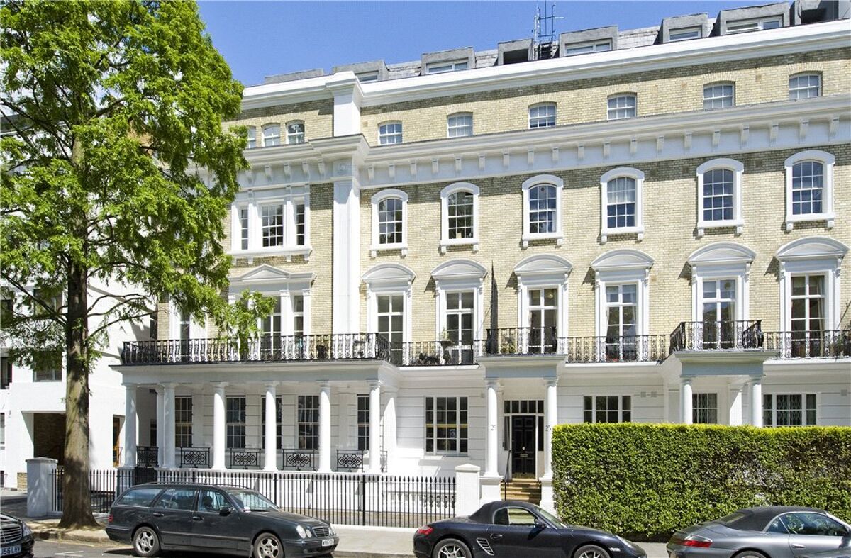 flat for sale in Onslow Square, South Kensington, London, SW7