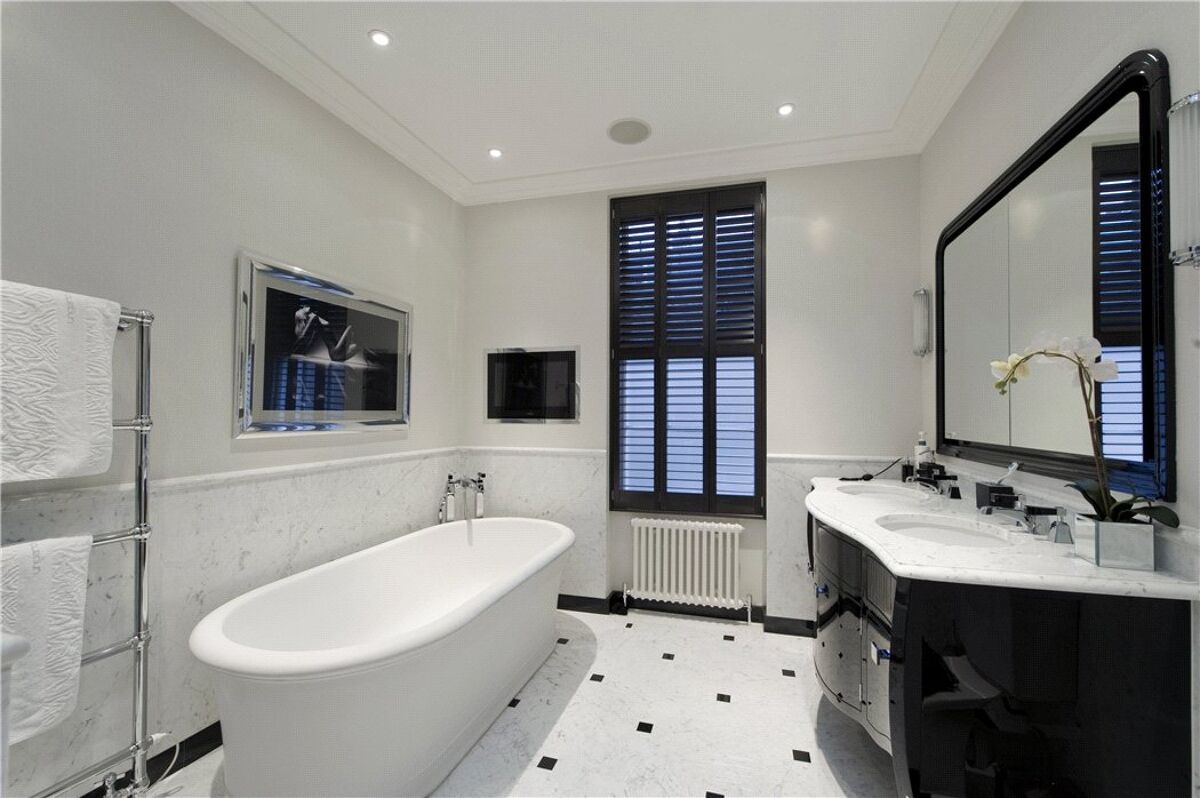 house for sale in Trevor Square, London, SW7 SLA110426 Knight Frank