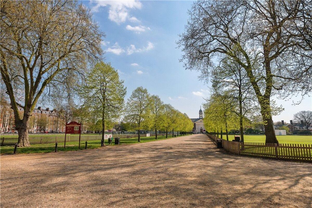 house for sale in Royal Avenue, Chelsea, London, SW3 SLA120045
