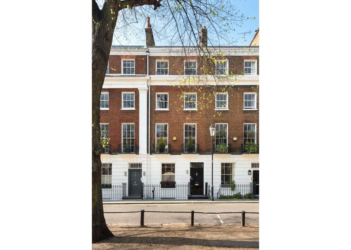 house for sale in Royal Avenue, Chelsea, London, SW3 SLA120045