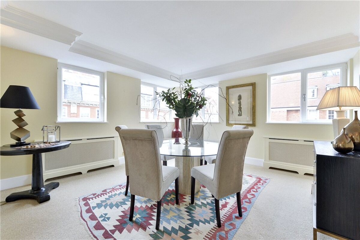 flat for sale in Byron Court, 10 Elystan Street, Chelsea, London, SW3 SLA120346 Knight Frank