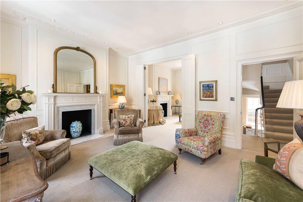 House For Sale In South Terrace South Kensington London - 