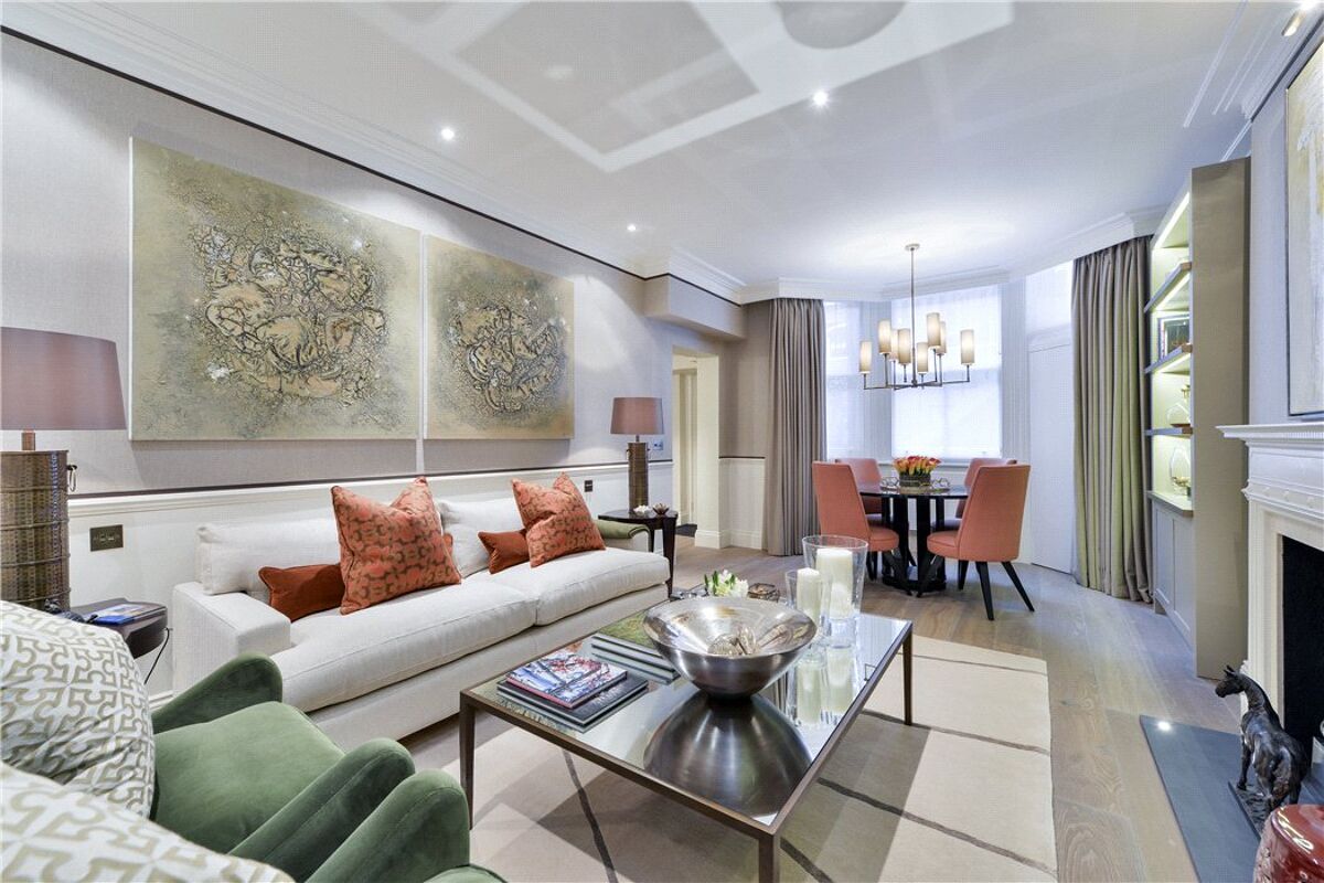 flat for sale in Egerton Gardens, Knightsbridge, London, SW3