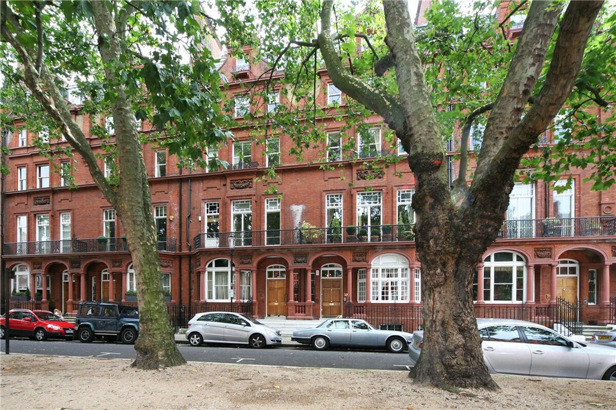 flat for sale in Pont Street, Knightsbridge, London, SW1X SLA130118 Knight Frank