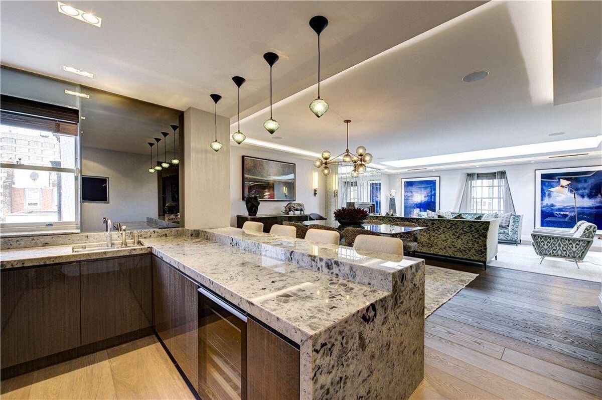 flat for sale in Sloane Street, Knightsbridge, London, SW1X. SLA140214 Knight Frank