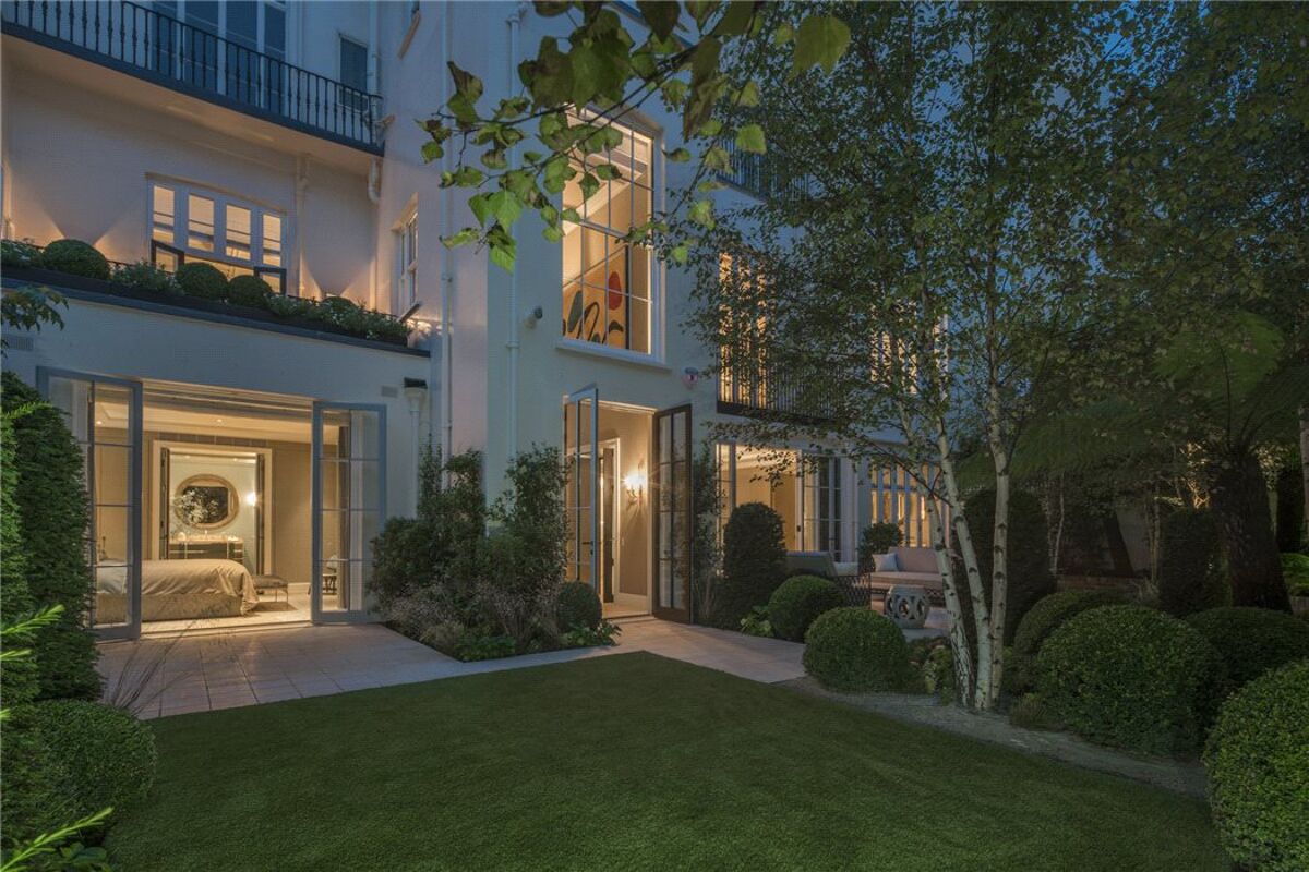 flat for sale in Eaton Square, Belgravia, London, SW1W SLA140254