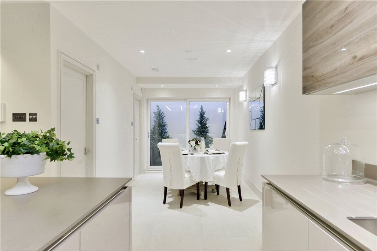 house for sale in Godfrey Street, Chelsea, London, SW3 SLA140471