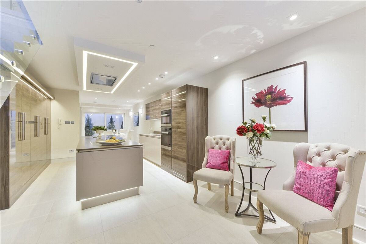 house for sale in Godfrey Street, Chelsea, London, SW3 SLA140471