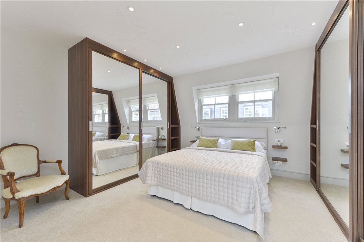 house for sale in Godfrey Street, Chelsea, London, SW3 SLA140471