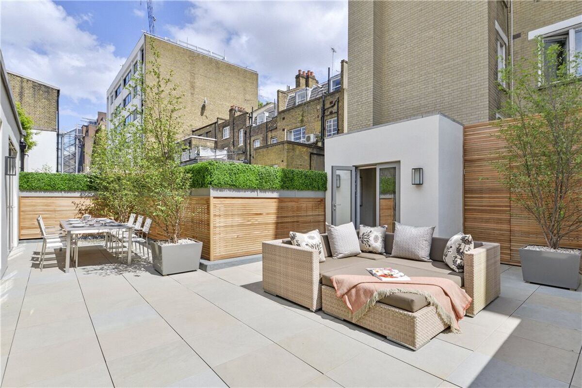 flat for sale in Cheval Place, Knightsbridge, London, SW7 SLA160148