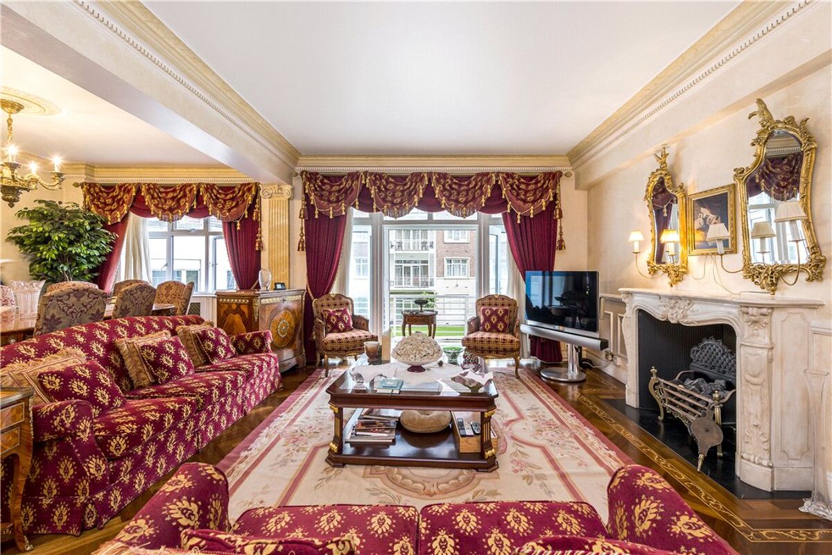 flat for sale in Kingston House North, Prince's Gate, Knightsbridge