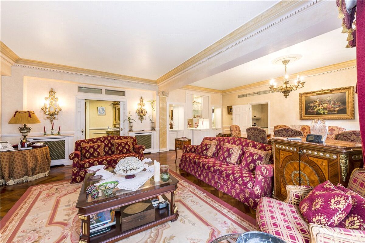 flat for sale in Kingston House North, Prince's Gate, Knightsbridge