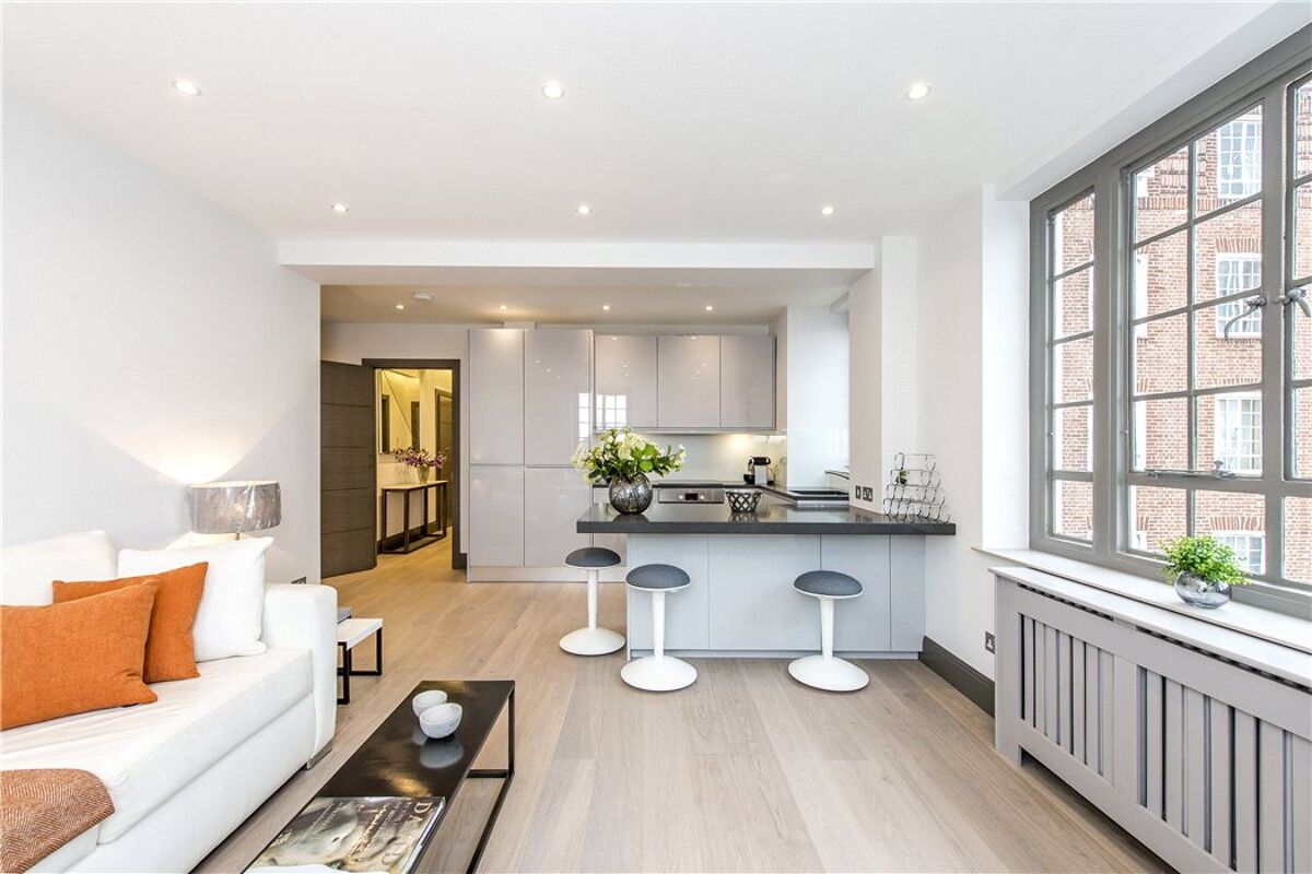 flat for sale in Swan Court, Chelsea Manor Street, Chelsea, London, SW3 SLA160279 Knight Frank
