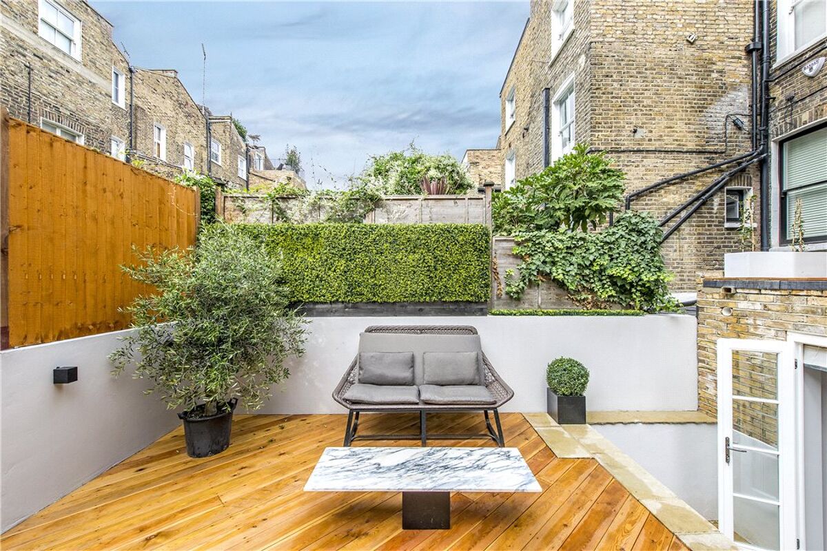 flat for sale in Fernshaw Road, Chelsea, London, SW10 SLA160301