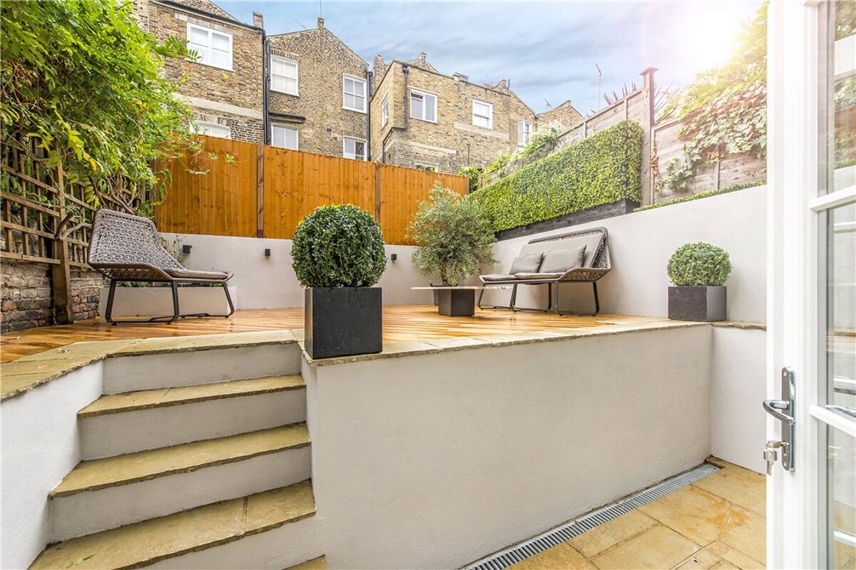 flat for sale in Fernshaw Road, Chelsea, London, SW10 SLA160301