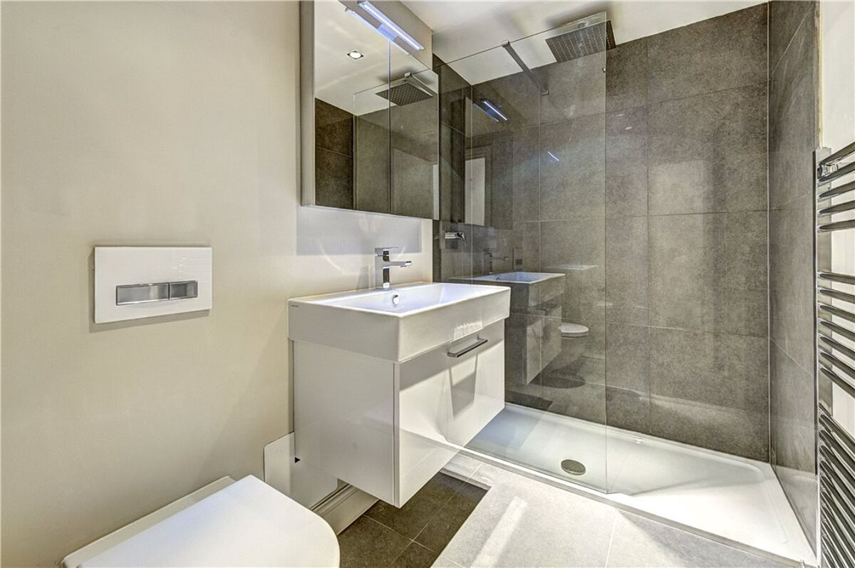 flat for sale in Draycott Place, Chelsea, London, SW3 SLA170032