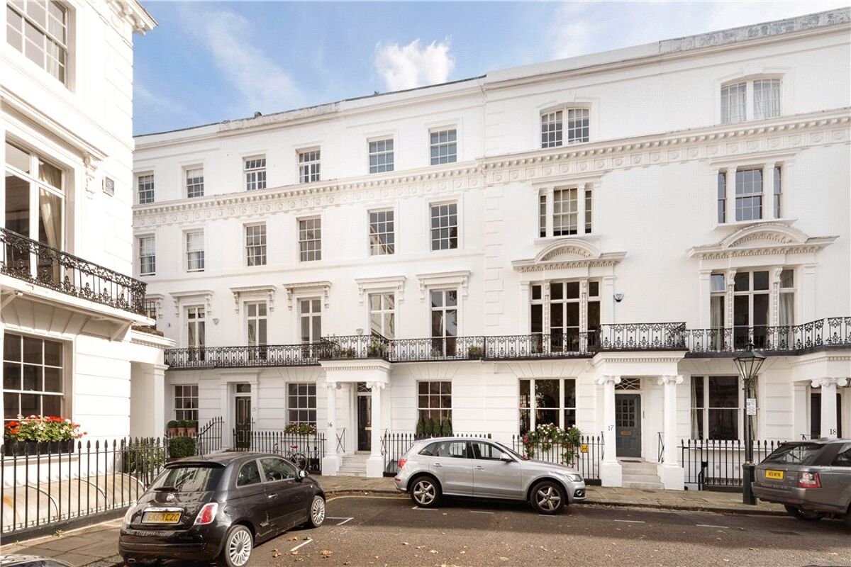 house for sale in Wellington Square, Chelsea, London, SW3 SLA170127