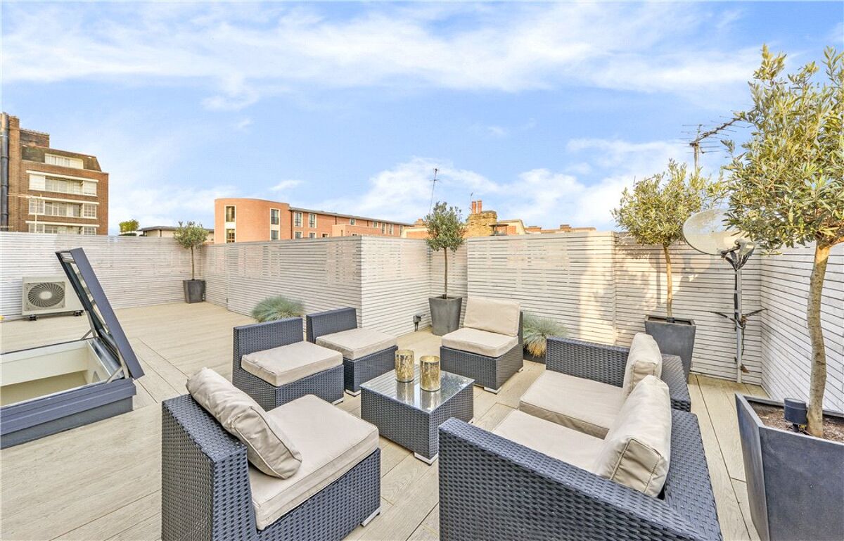 house for sale in Flood Street, Chelsea, London, SW3 SLA170216