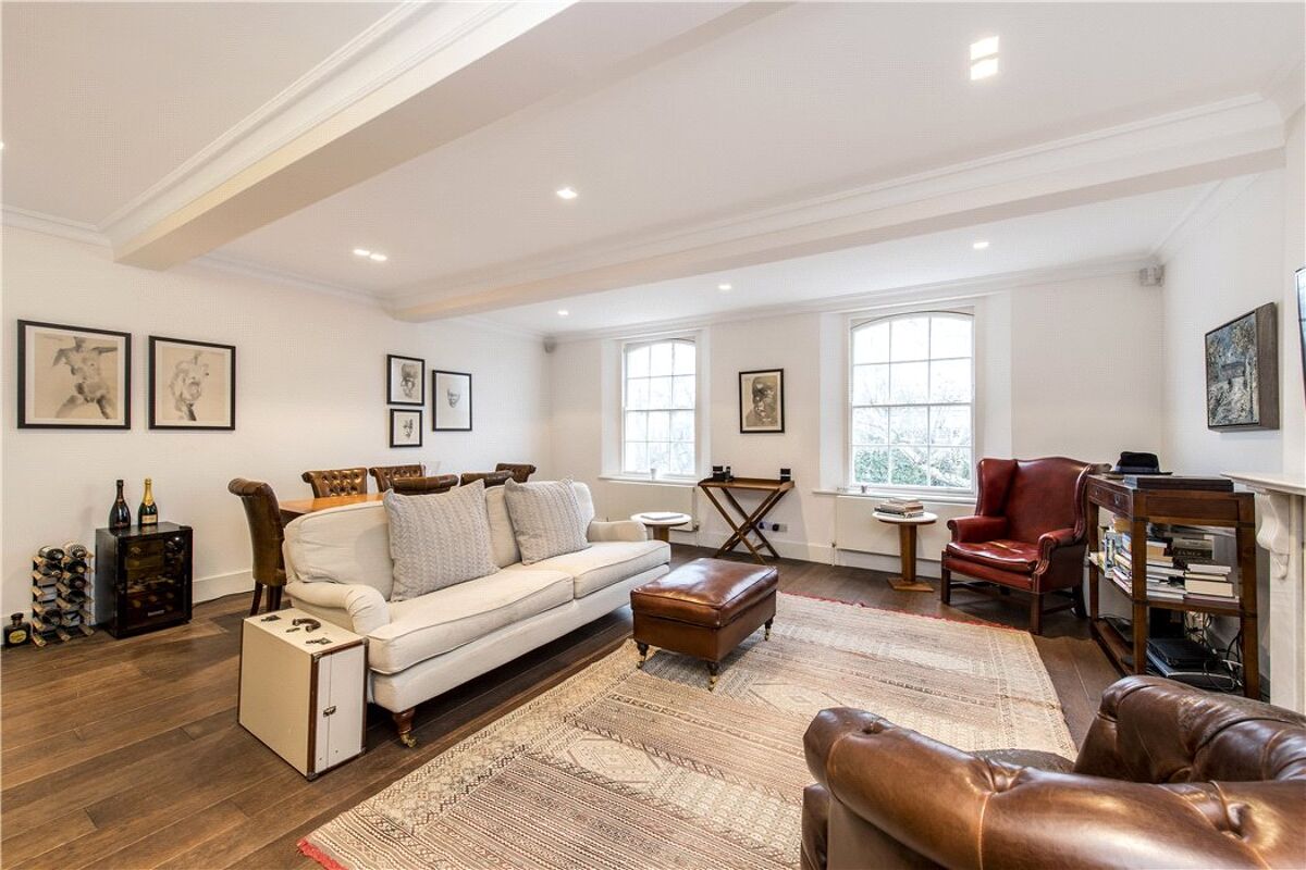 flat for sale in Onslow Square, South Kensington, London, SW7