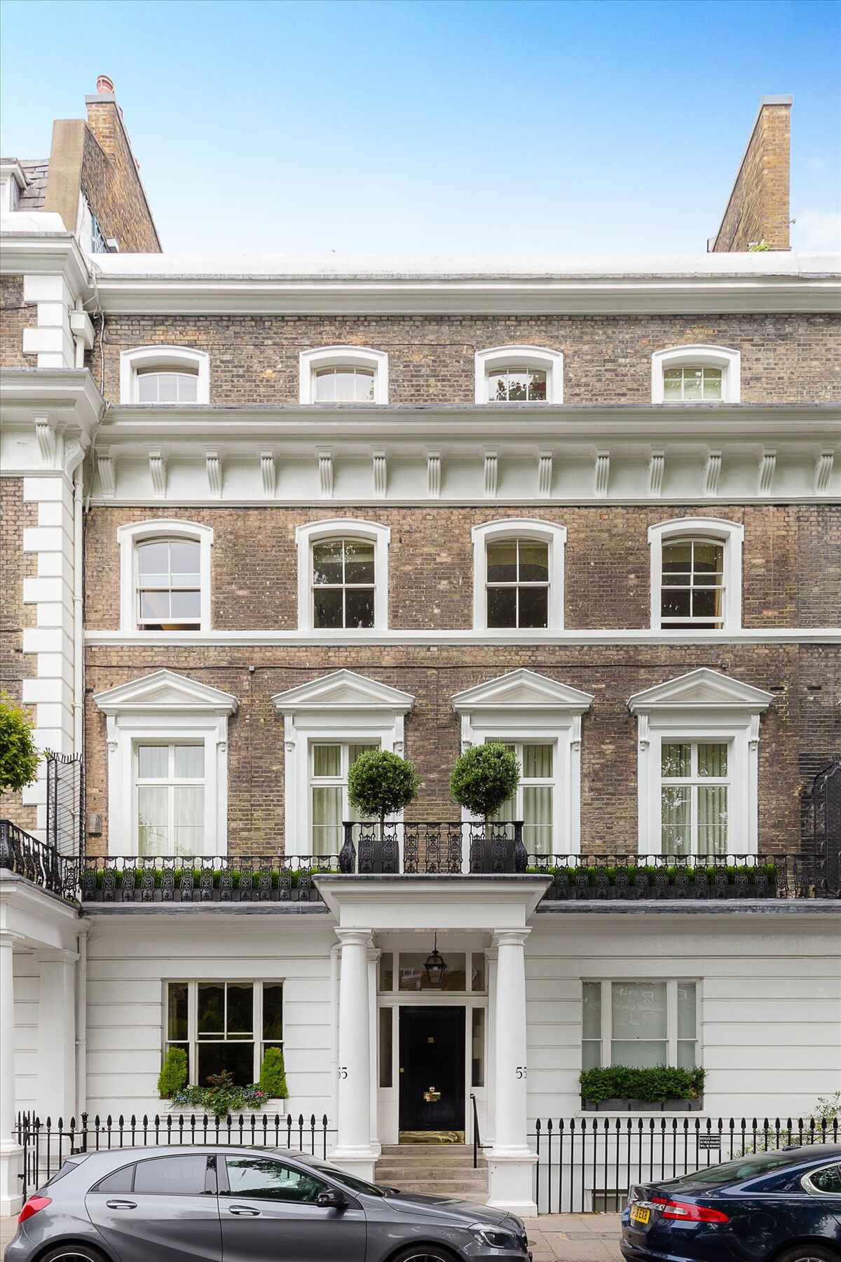 for sale in Onslow Square, South Kensington, London, SW7