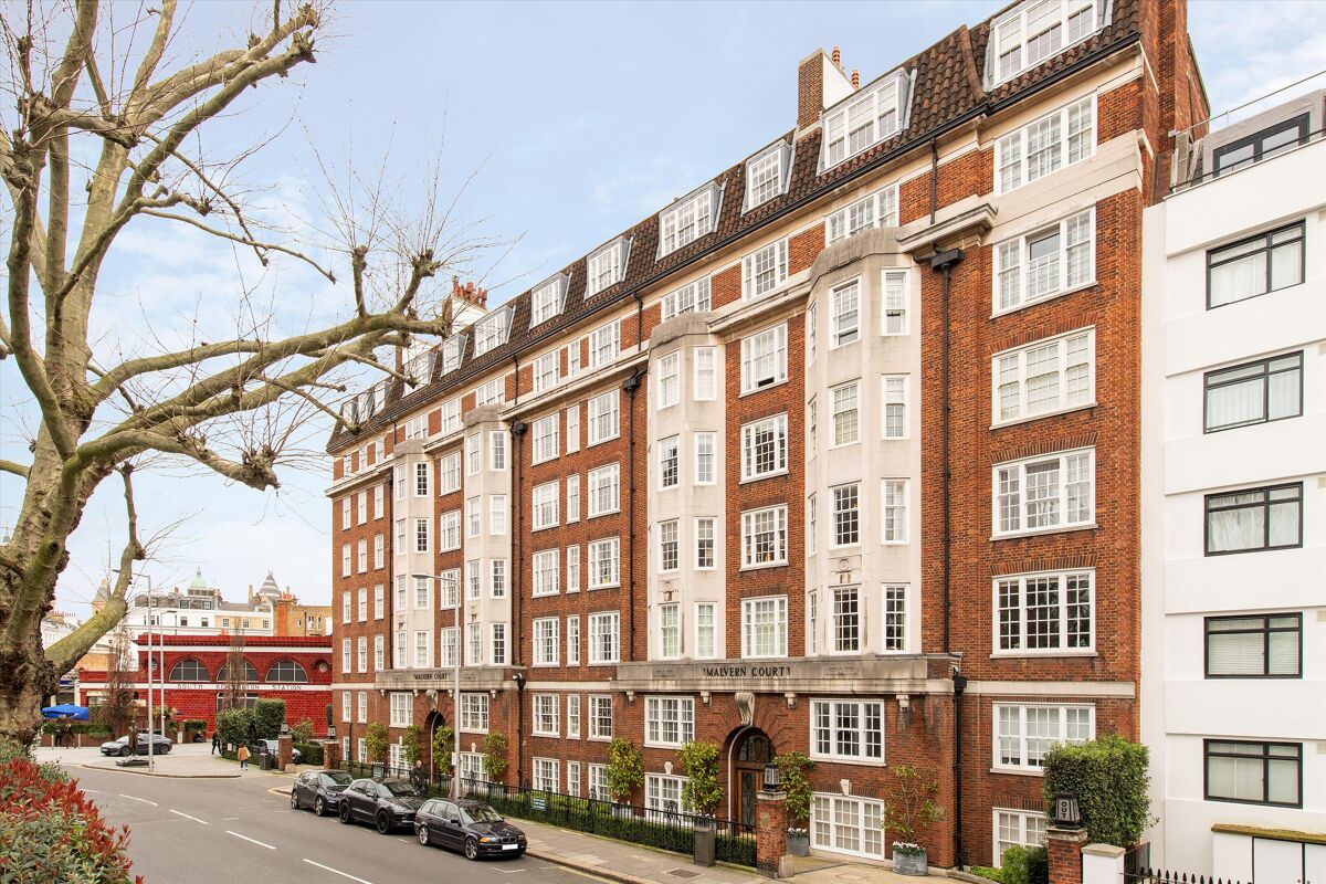 flat for sale in Malvern Court, Onslow Square, London, SW7. SLA180238