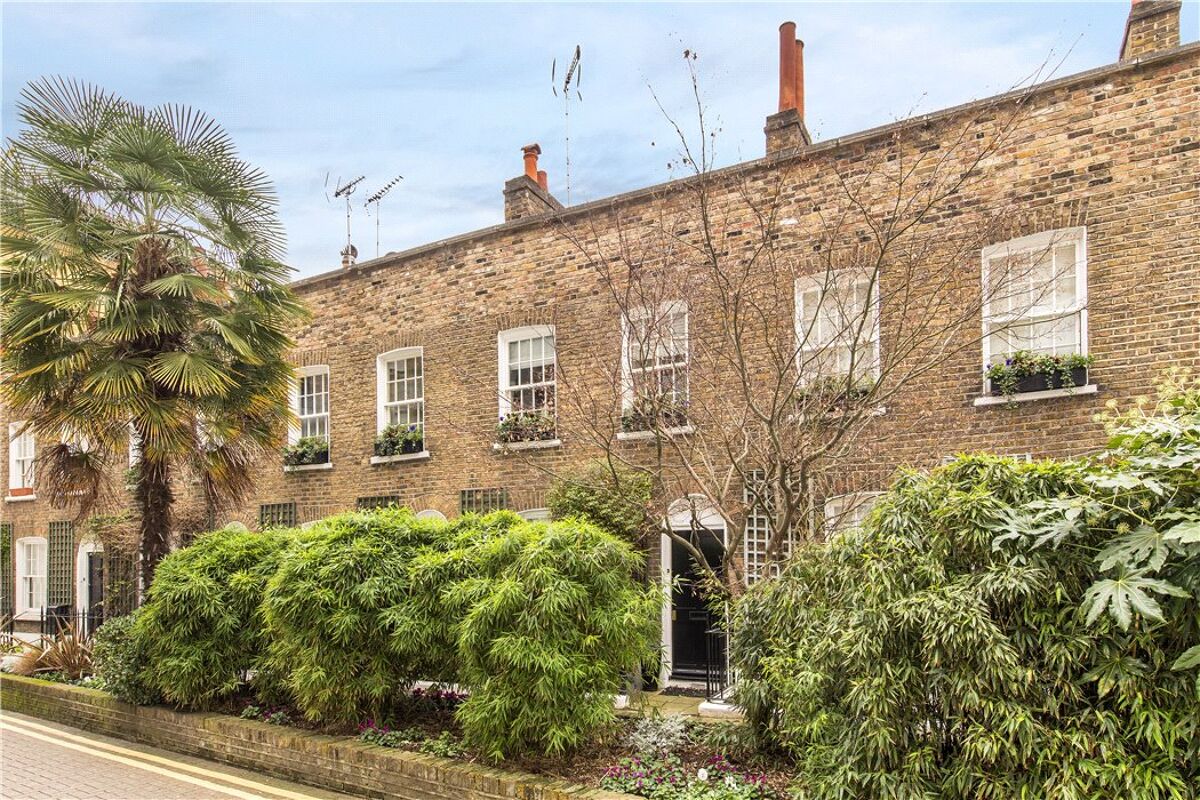 house for sale in Brompton Place, London, SW3 SLA180239 Knight Frank