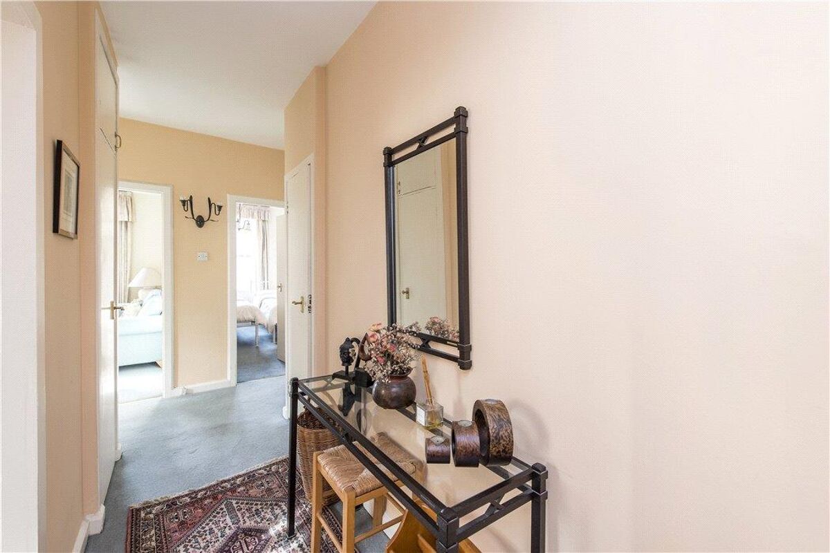 Property for sale Swan Court, Chelsea Manor Street, London, SW3 Knight Frank