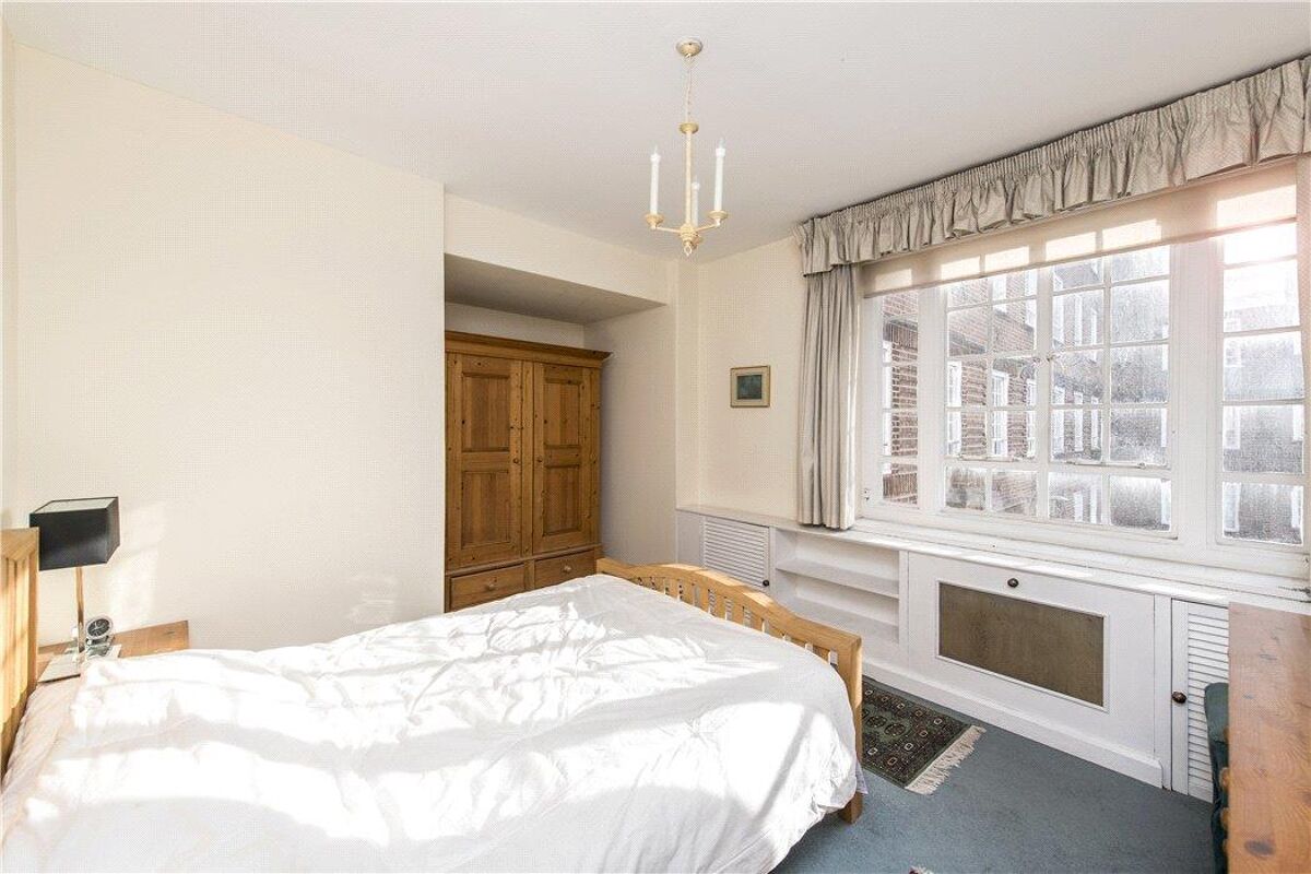 Property for sale Swan Court, Chelsea Manor Street, London, SW3