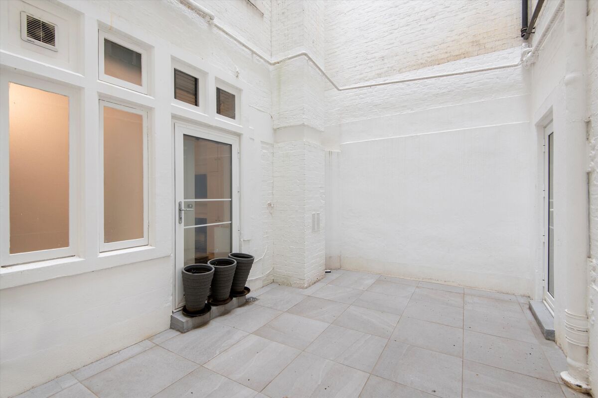 flat for sale in Lennox Gardens, London, SW1X SLA190099 Knight Frank