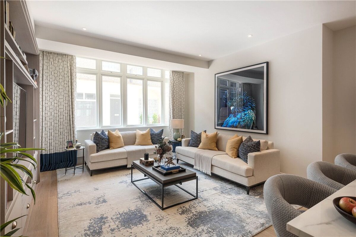 flat for sale in Queensberry Mews West, Knightsbridge, London, SW7