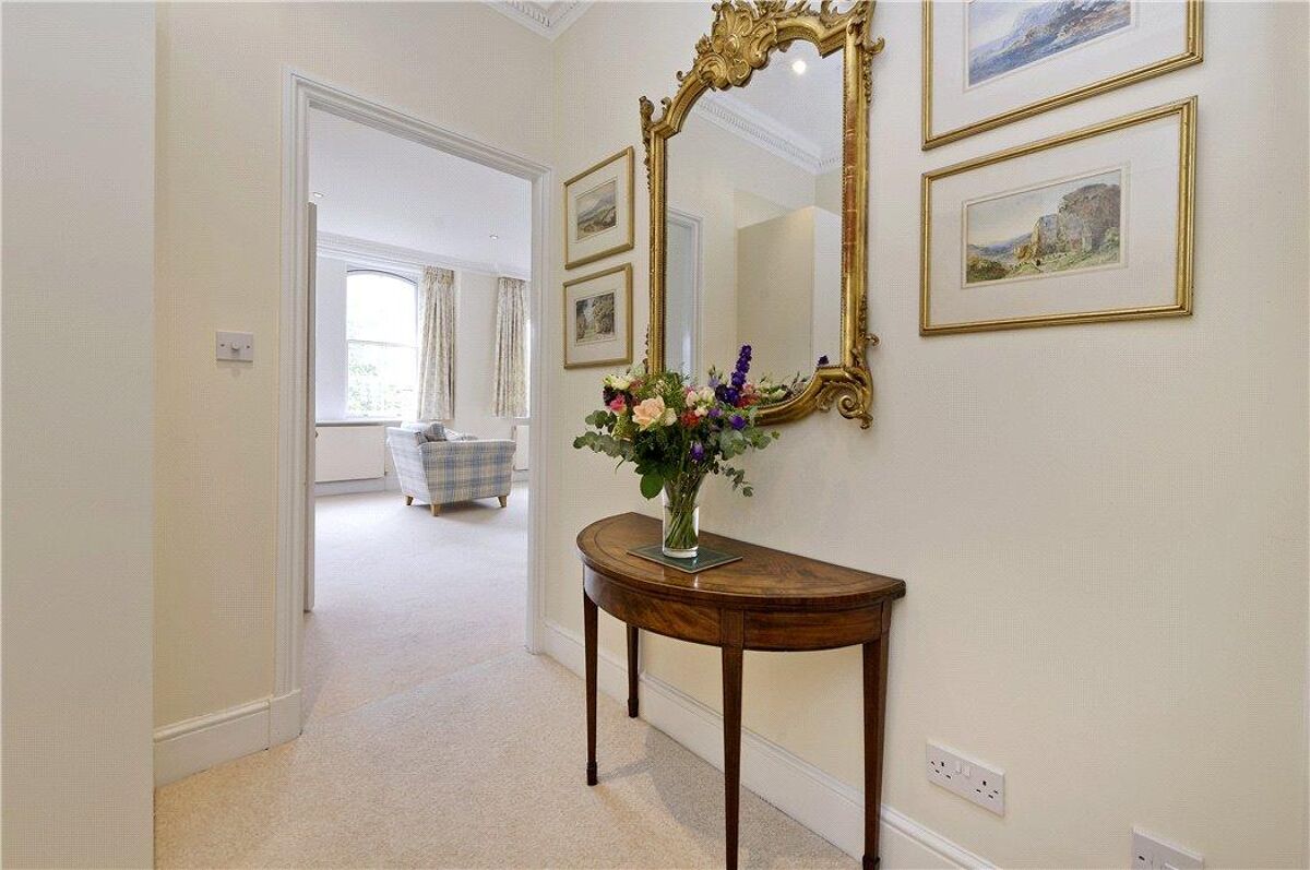 flat for sale in Cadogan Square, London, SW1X SLA190143 Knight Frank