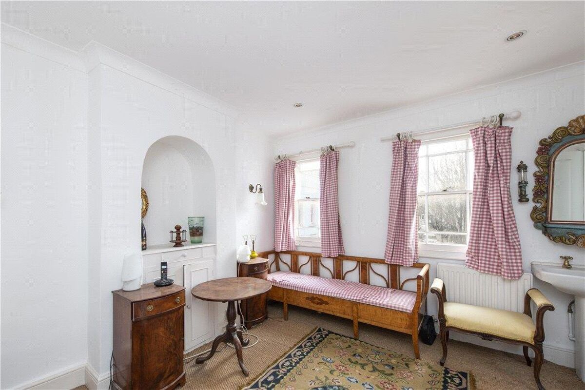 house for sale in Bywater Street, London, SW3 SLA190151 Knight Frank