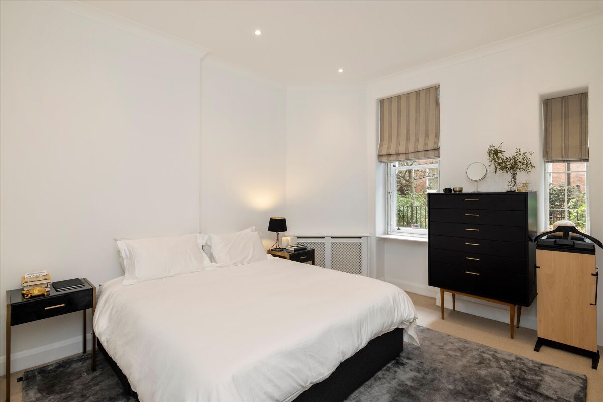 flat for sale in Sloane Court West, Chelsea, London, SW3 SLA190191