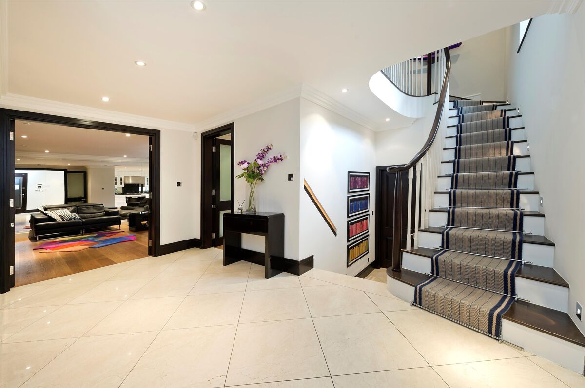 house for sale in Holbein Place, London, SW1W SLA190235 Knight Frank