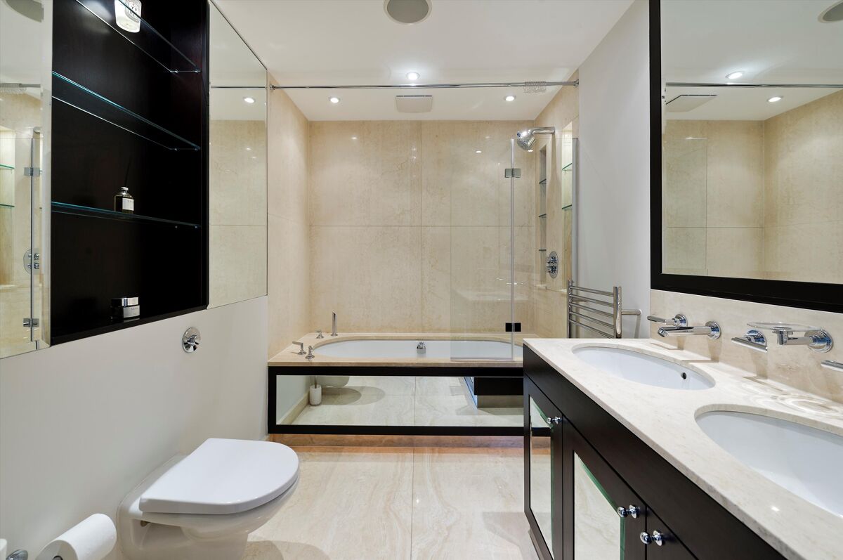 house for sale in Holbein Place, London, SW1W SLA190235 Knight Frank