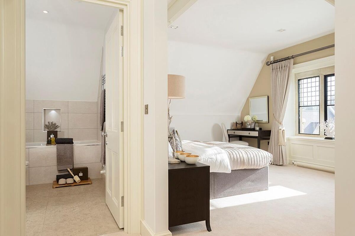 flat for sale in Haseley Manor, Hatton, Warwick, Warwickshire, CV34