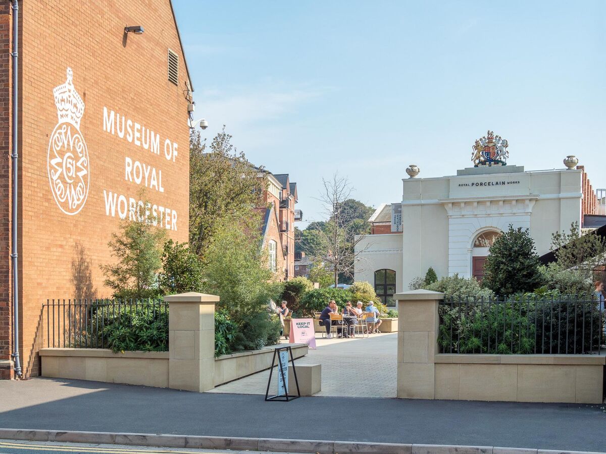 flat for sale in The Waterside at Royal Worcester, Worcester