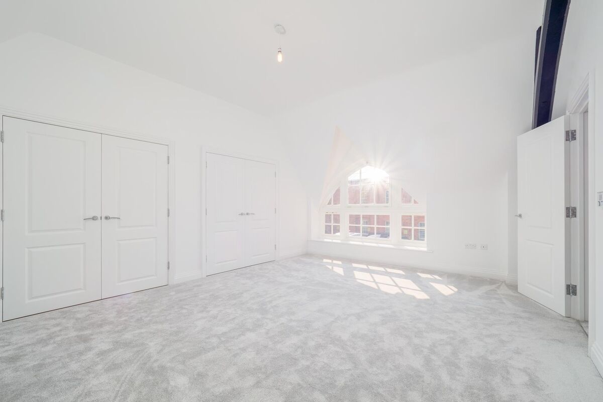 flat for sale in The Waterside at Royal Worcester, Worcester