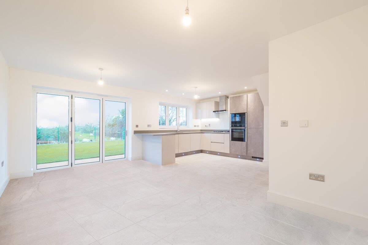 house for sale in Edmonds Close, Upper Quinton, StratforduponAvon