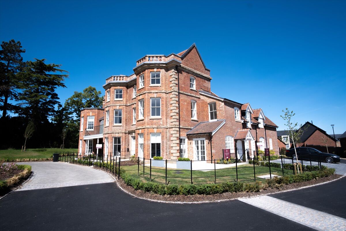 house for sale in Lapworth, West Midlands, B94 SNH012066097 Knight