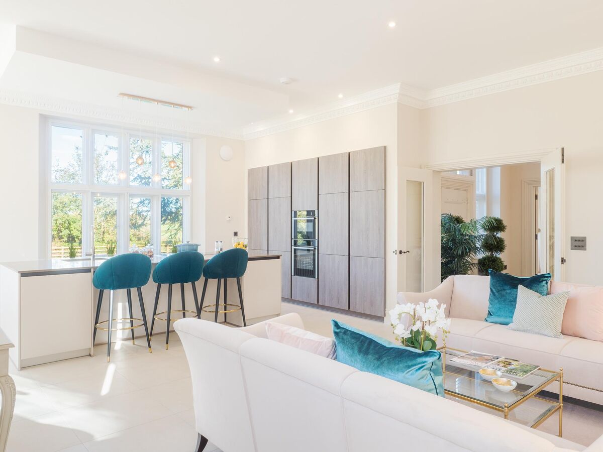 flat for sale in Old Milverton Lane, Leamington Spa, Warwickshire, CV32