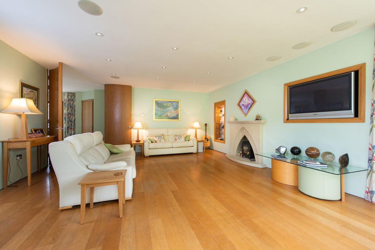 house for sale in Amherst Road, Kenilworth, Warwickshire, CV8