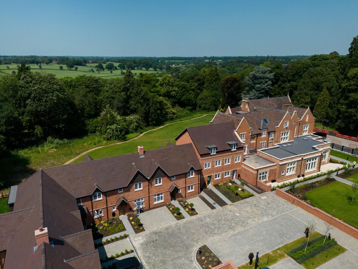 house for sale in Stoneleigh Road, Blackdown, Leamington Spa