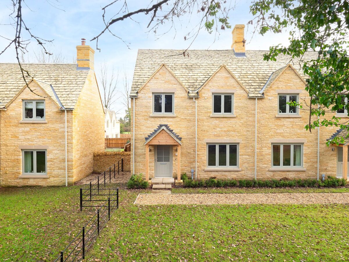 house for sale in Kemble, GL7 6QL SNH012223151 Knight Frank