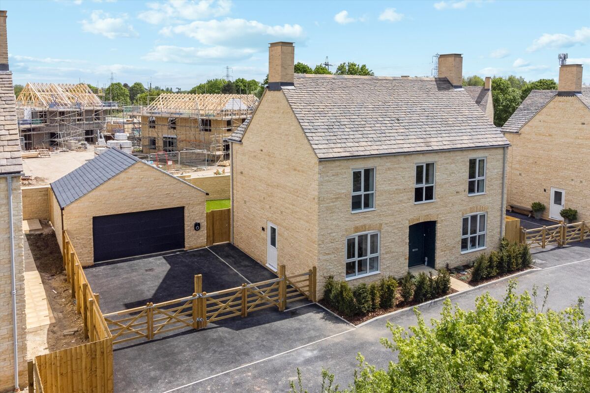 house for sale in Cirencester, Gloucestershire, GL7. SNH012229023 Knight Frank