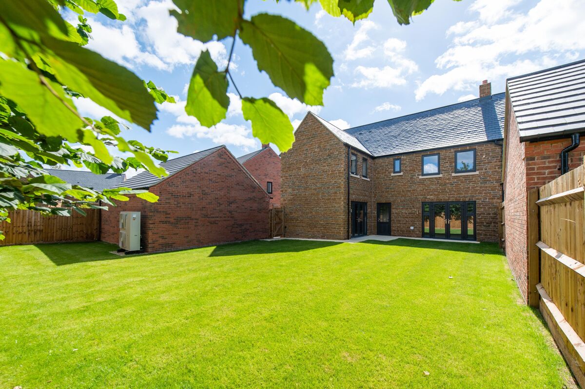 house for sale in Rothersthorpe Road, Kislingbury, NN7. SNH012262049